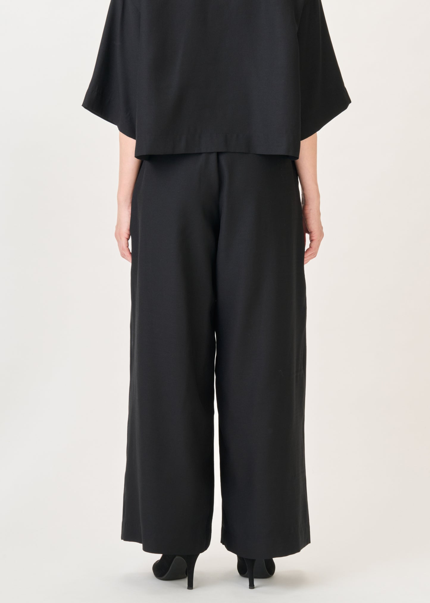 model：H160cm　size：M