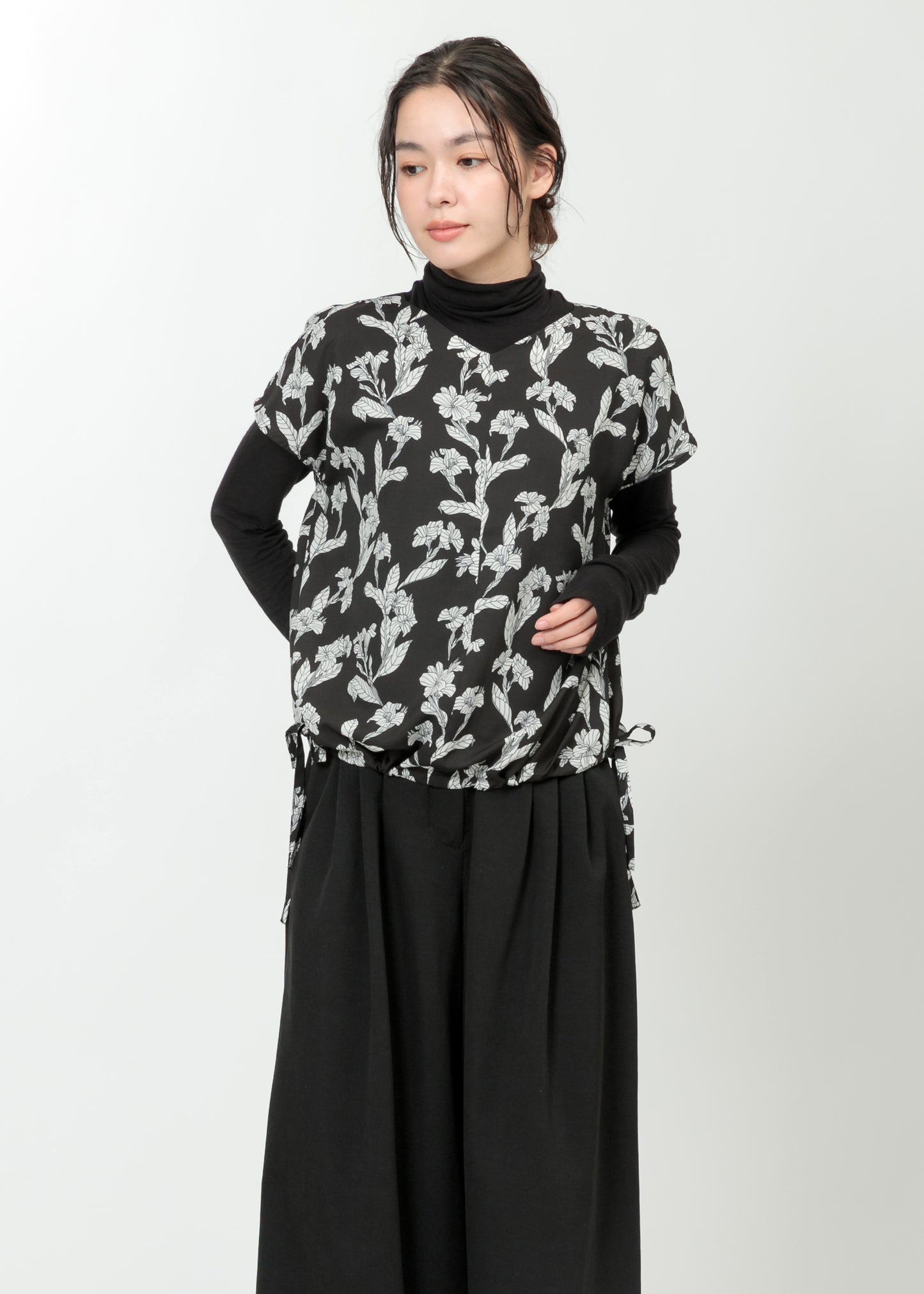model：H164cm　size：M