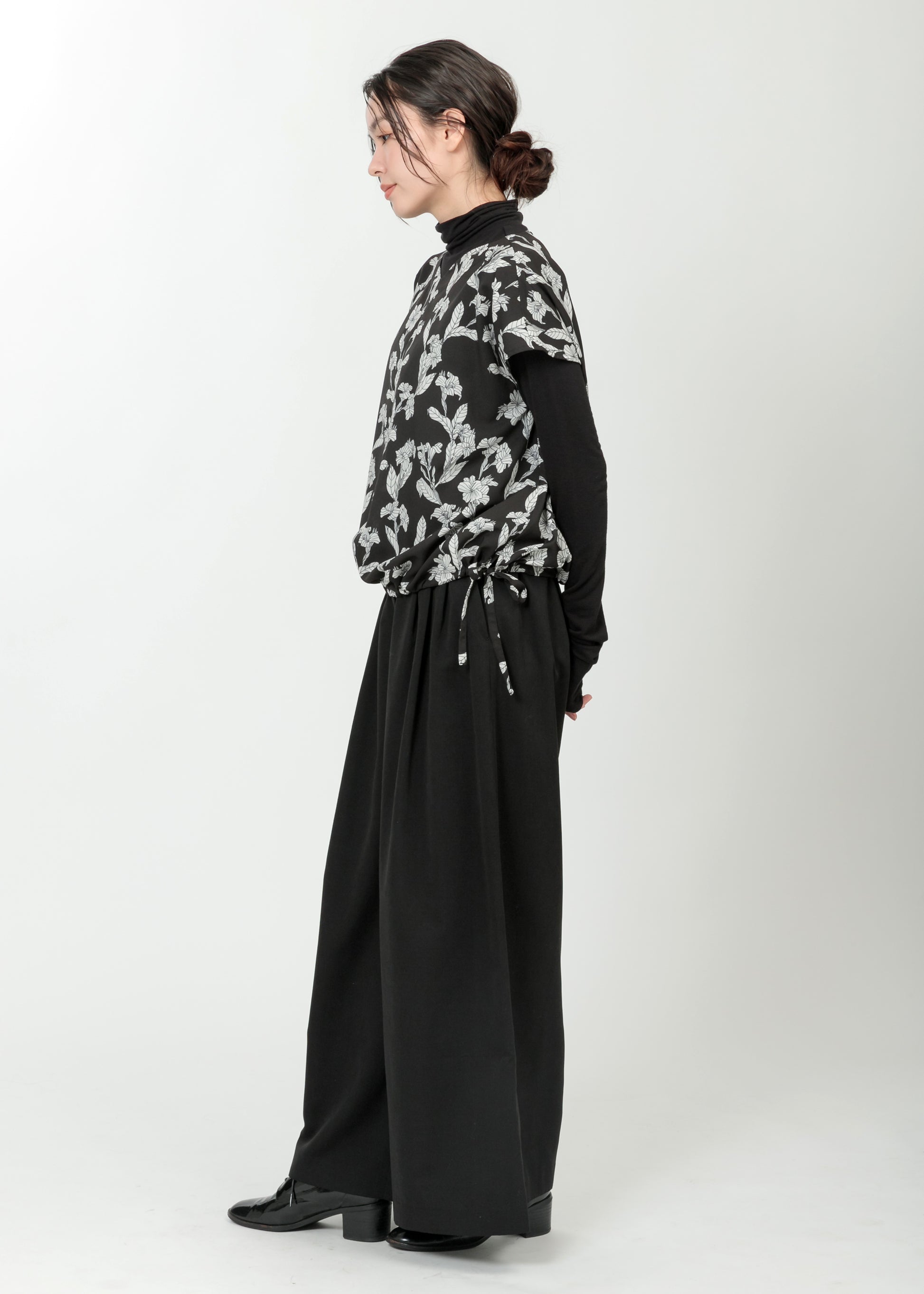 model：H164cm　size：M