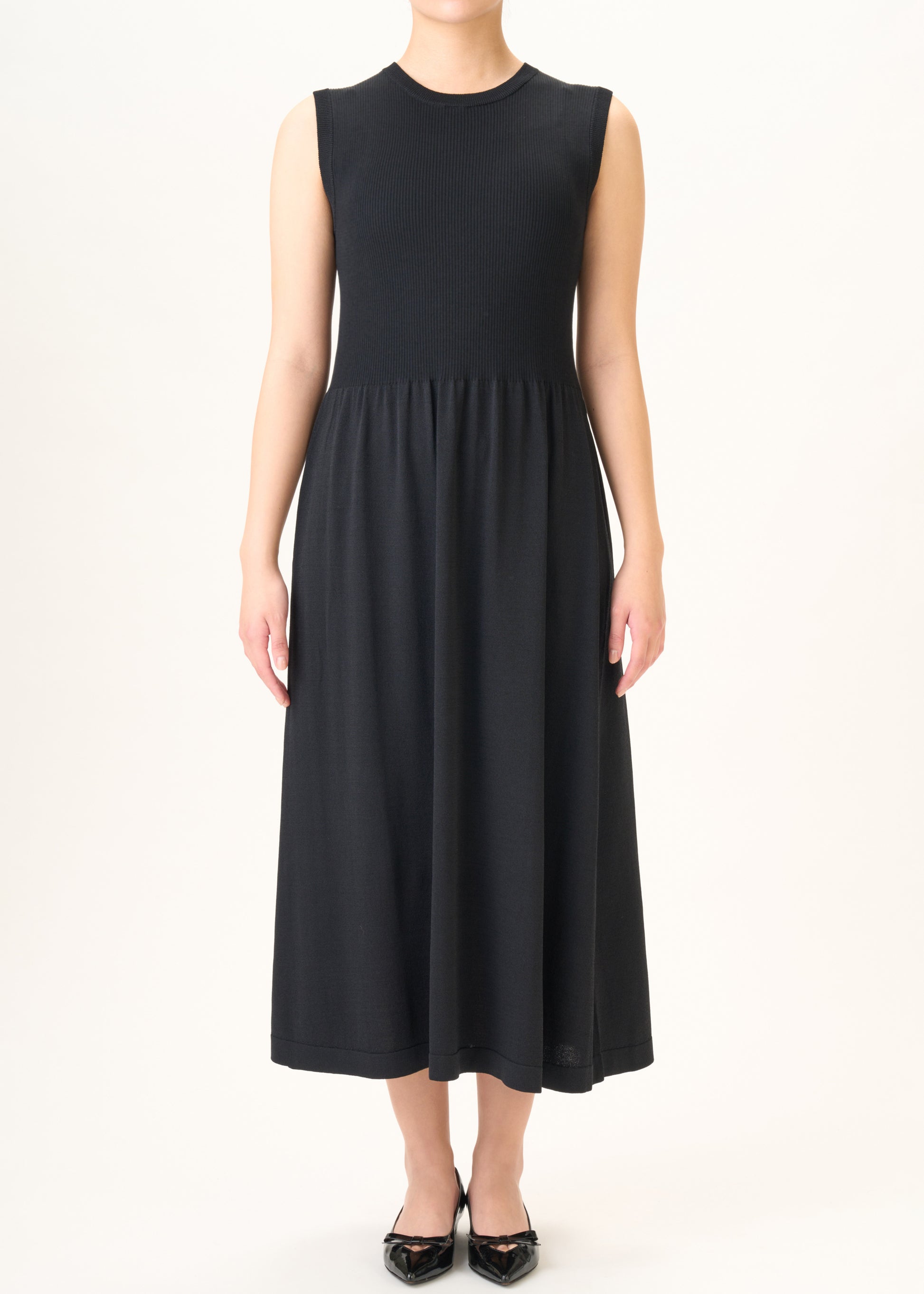 model：H162cm　size：M