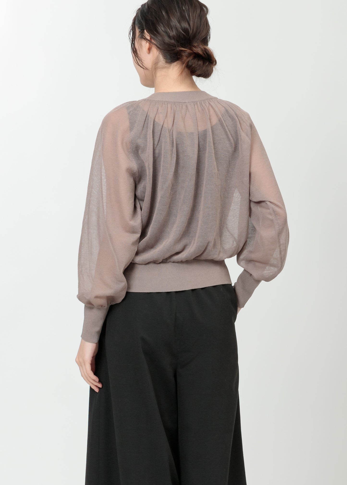 model：H164cm　size：M