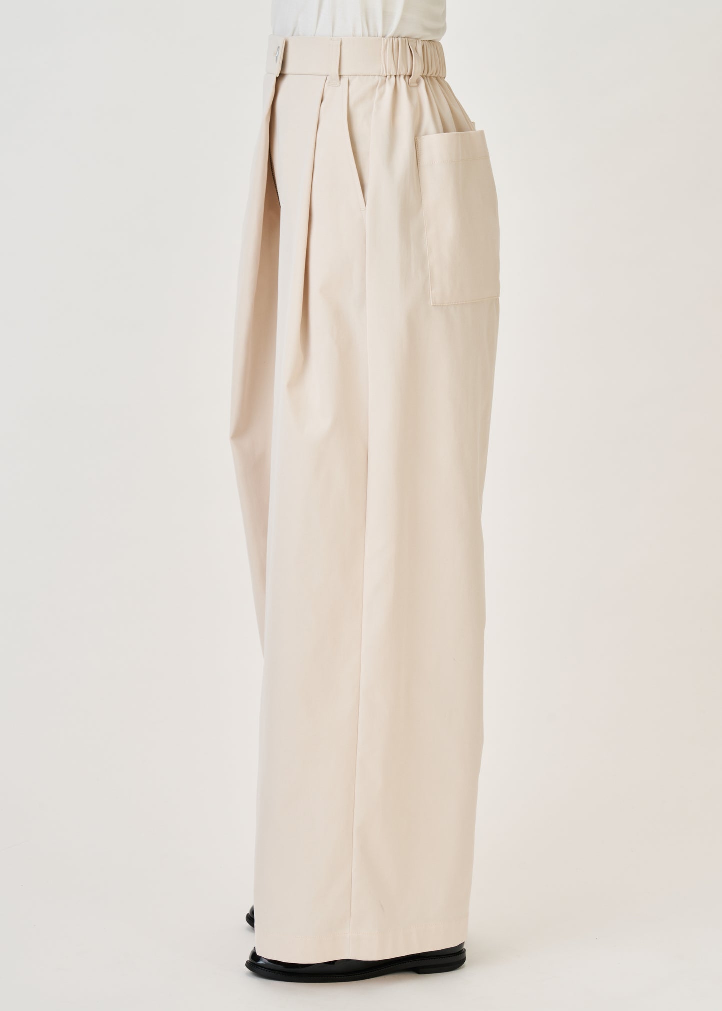 model：H160cm　size：M