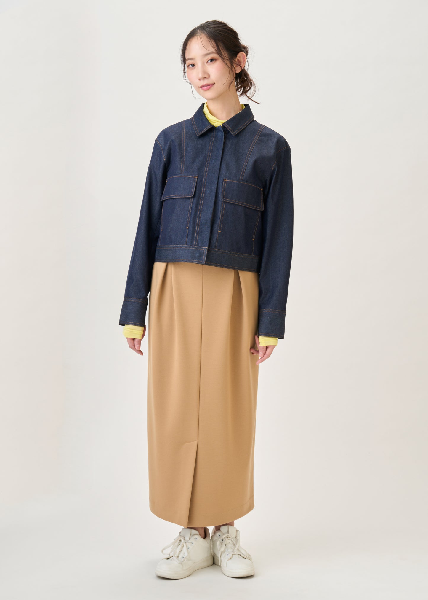 model：H160cm　size：M