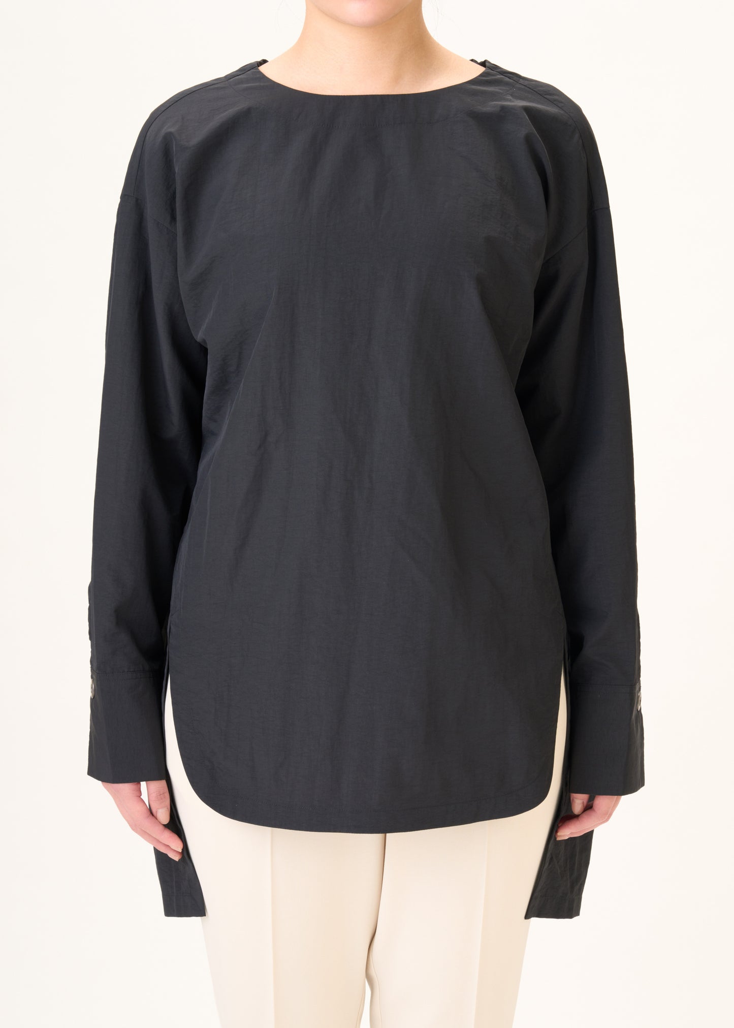 model：H162cm　size：M