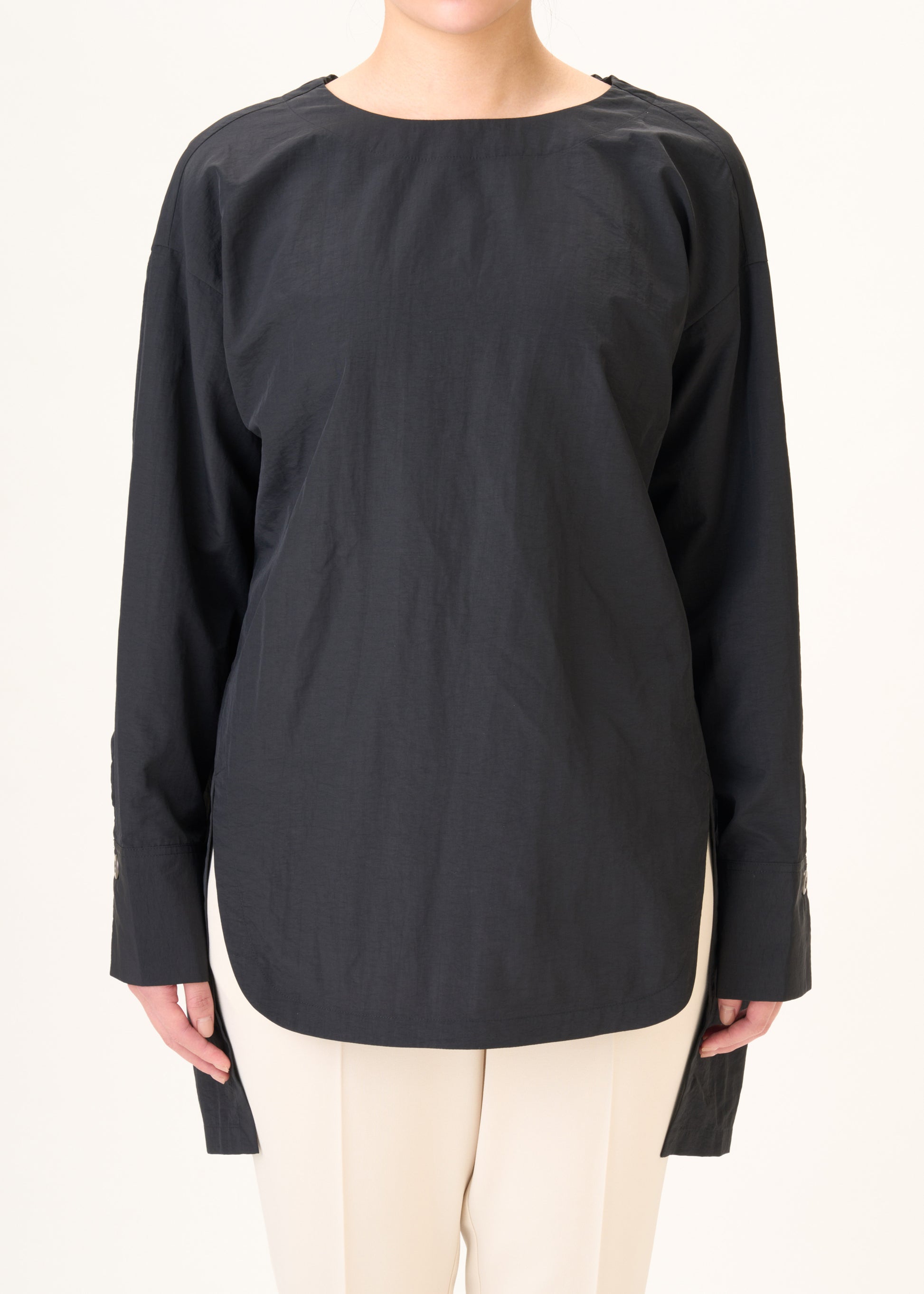 model：H162cm　size：M