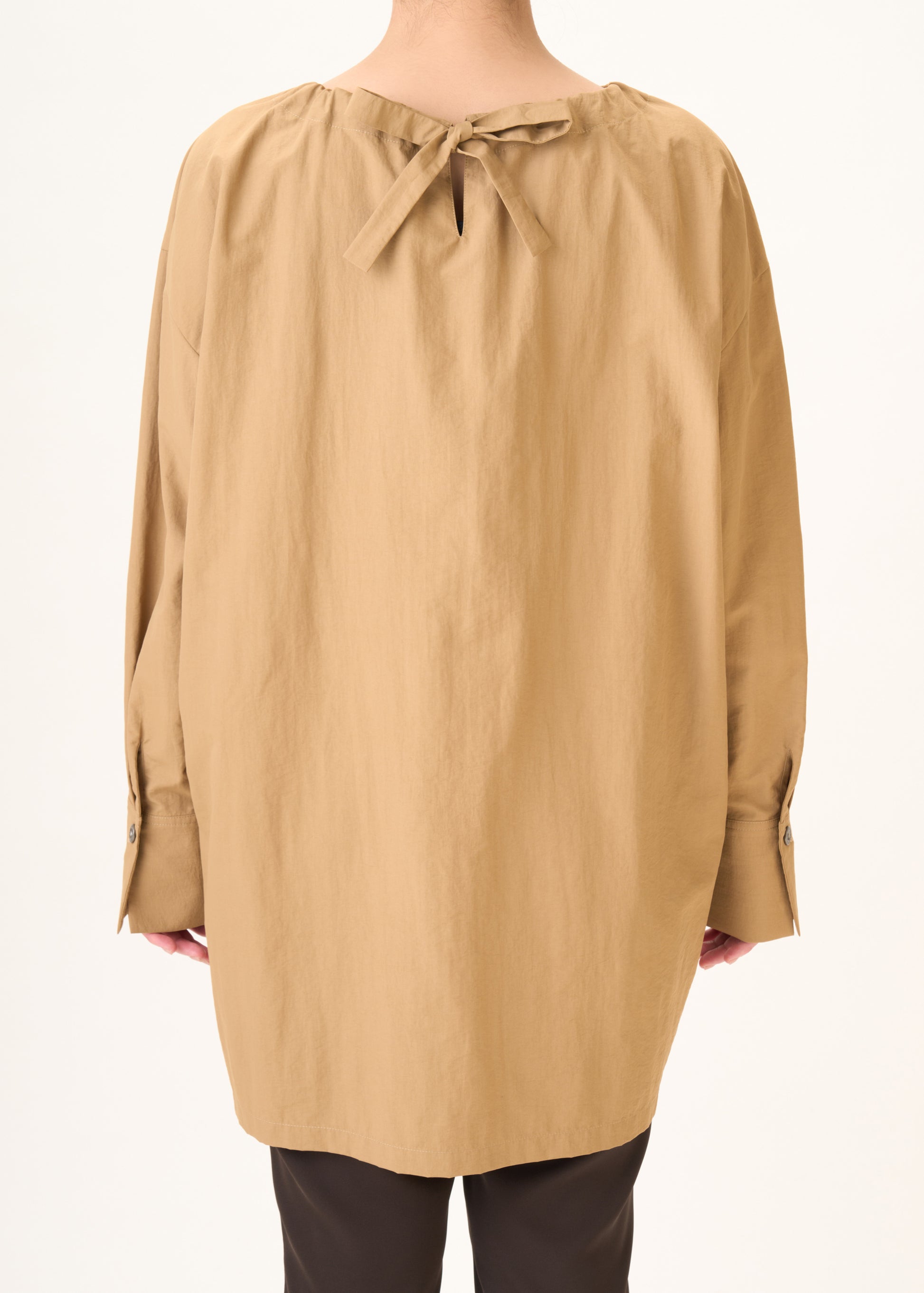 model：H162cm　size：M