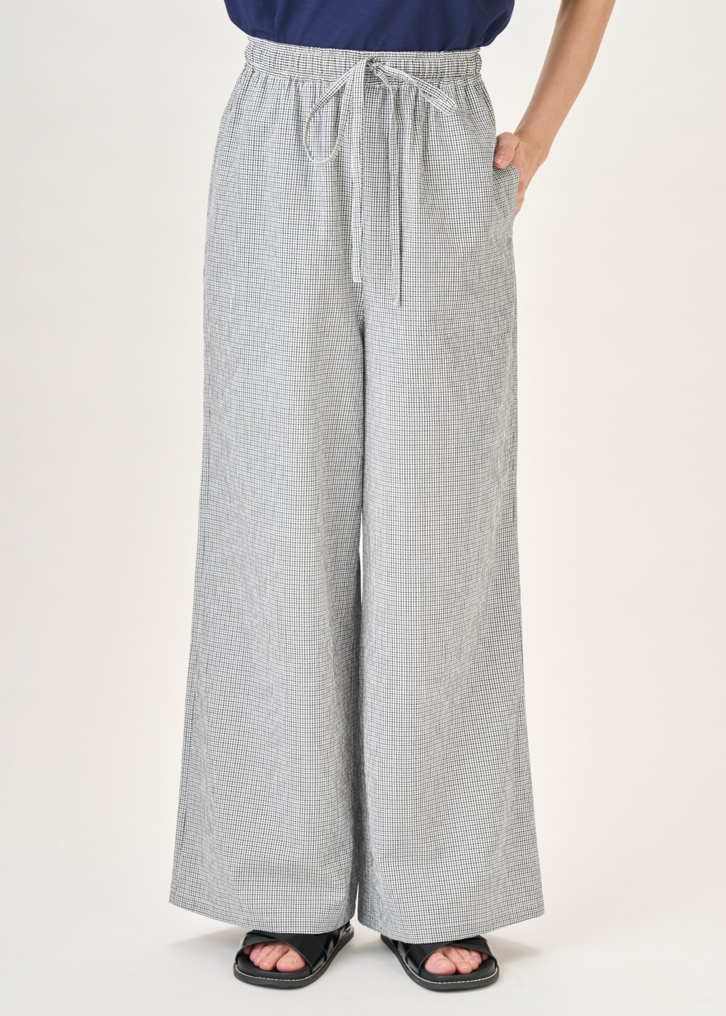 model：H160cm　size：M