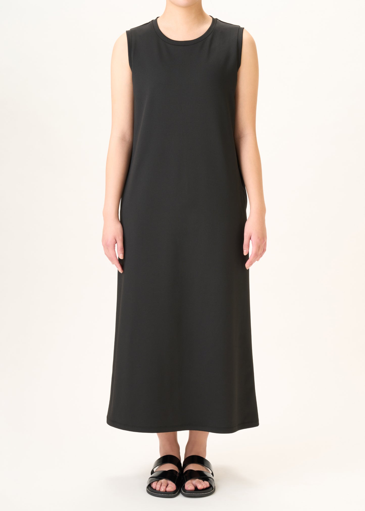 model：H162cm　size：M