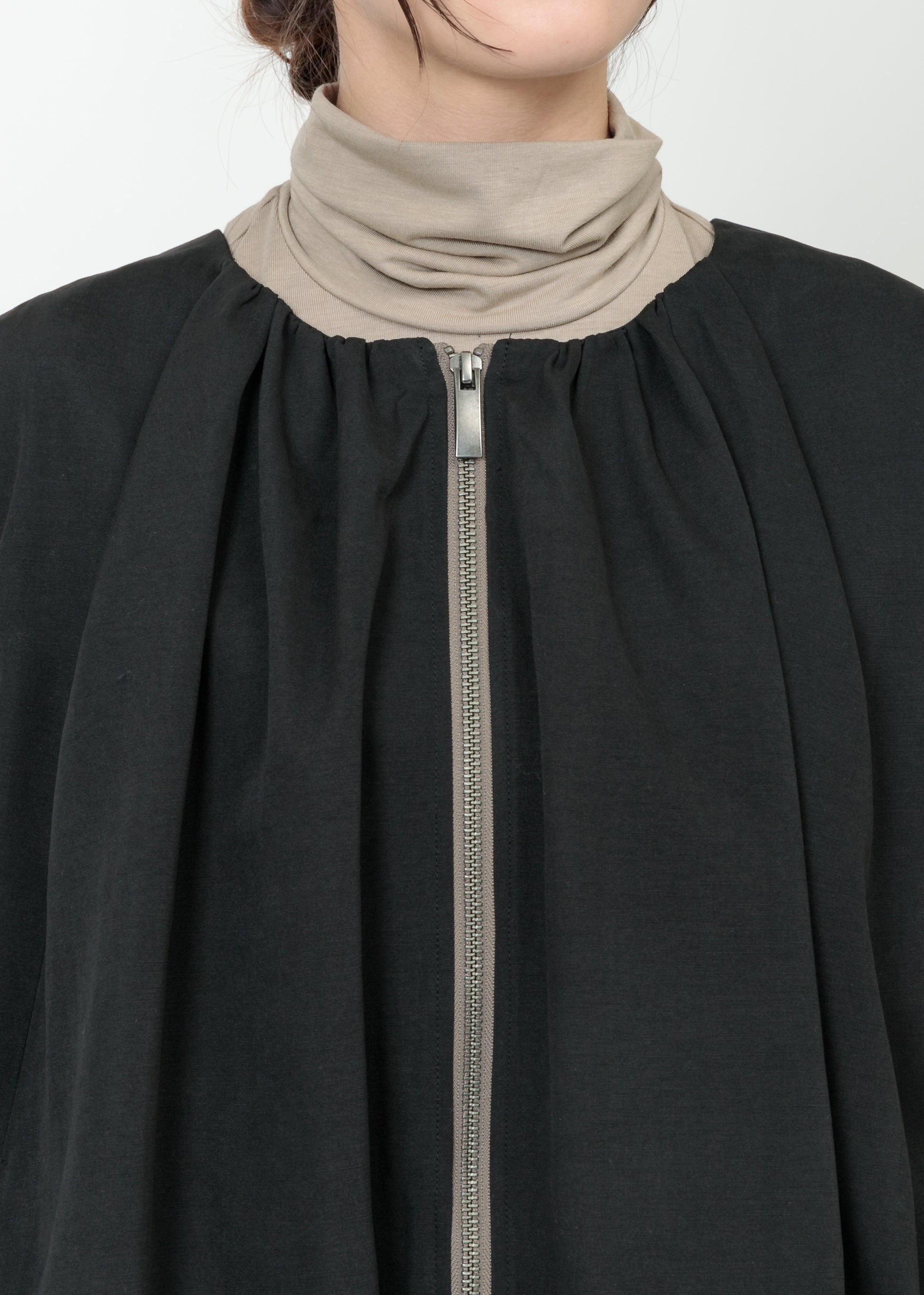 model：H164cm　size：L