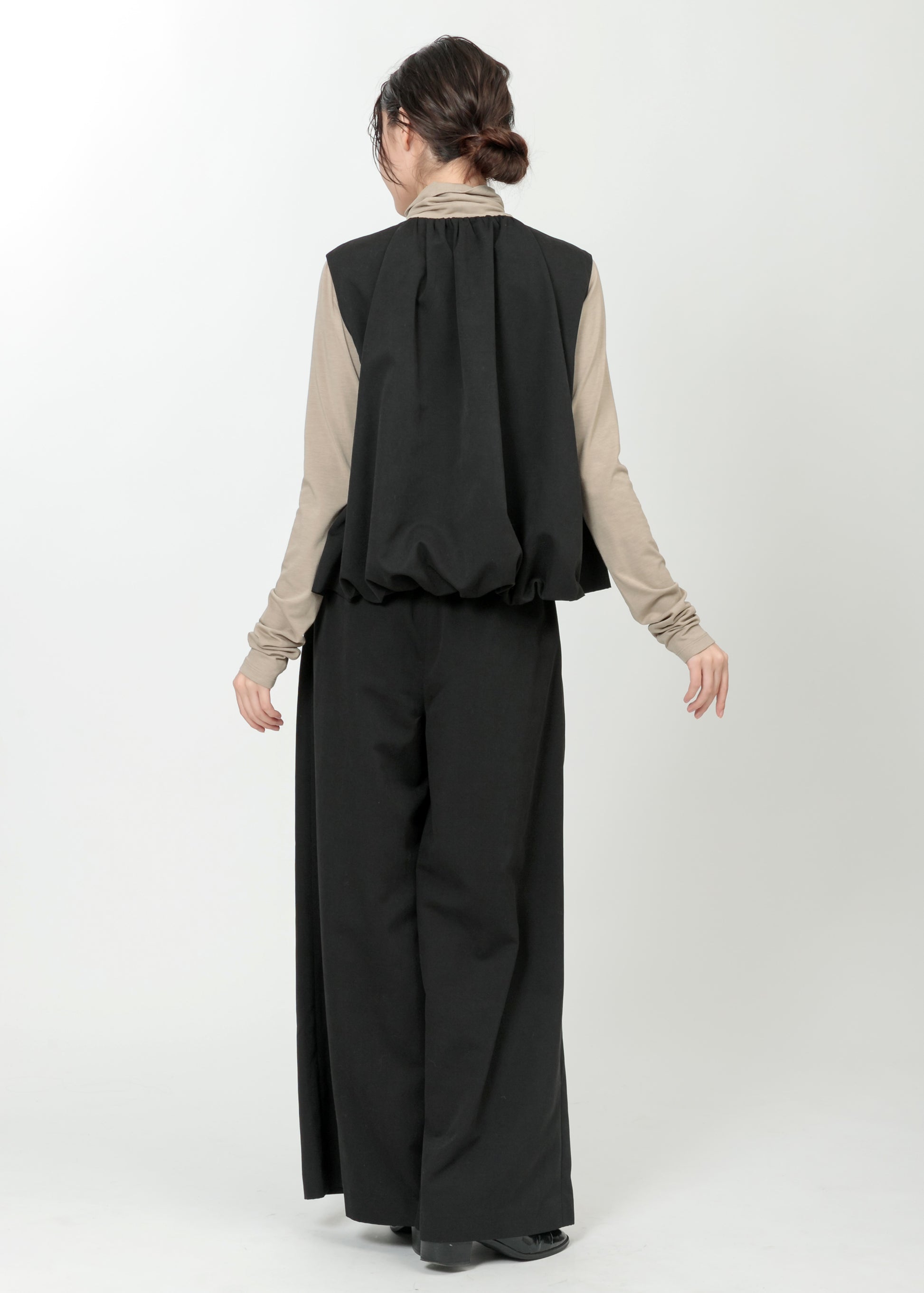 model：H164cm　size：M