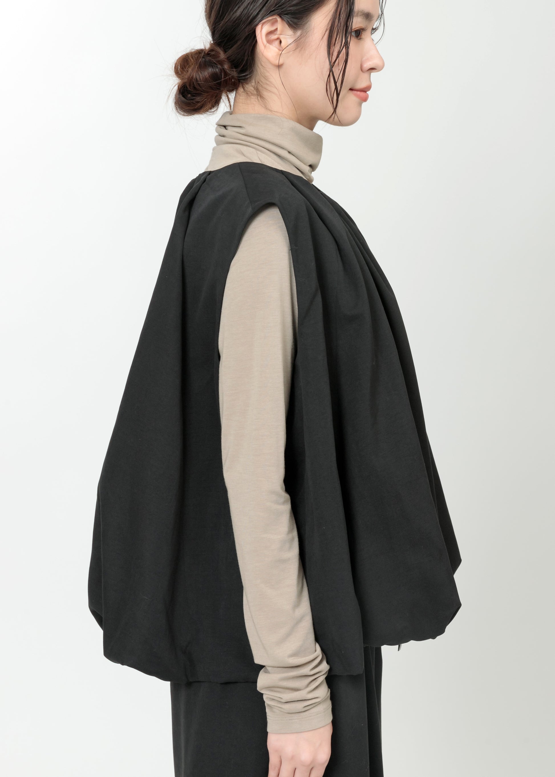 model：H164cm　size：L