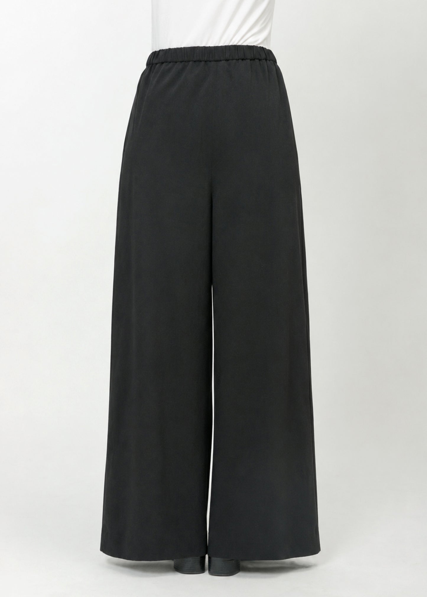model：H164cm　size：M