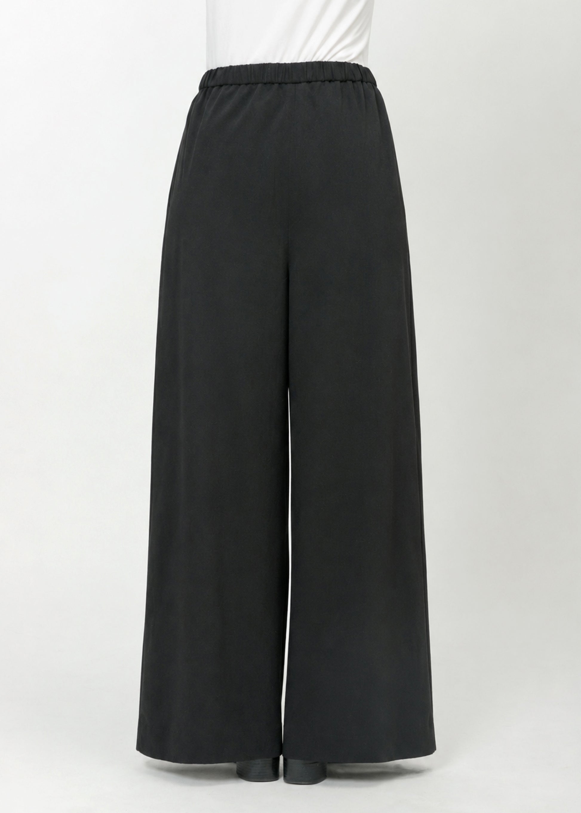 model：H164cm　size：M