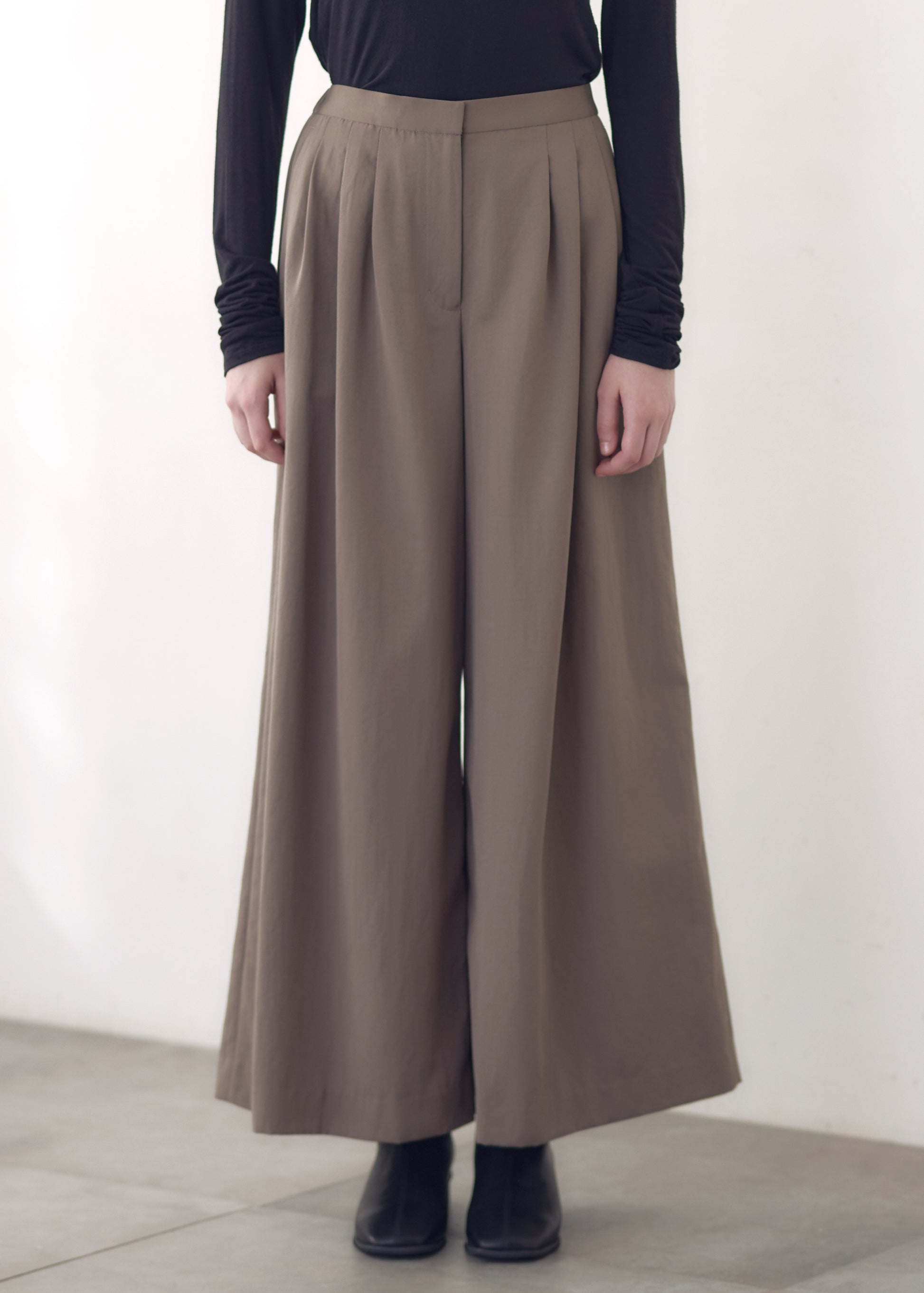 model：H171cm　size：M