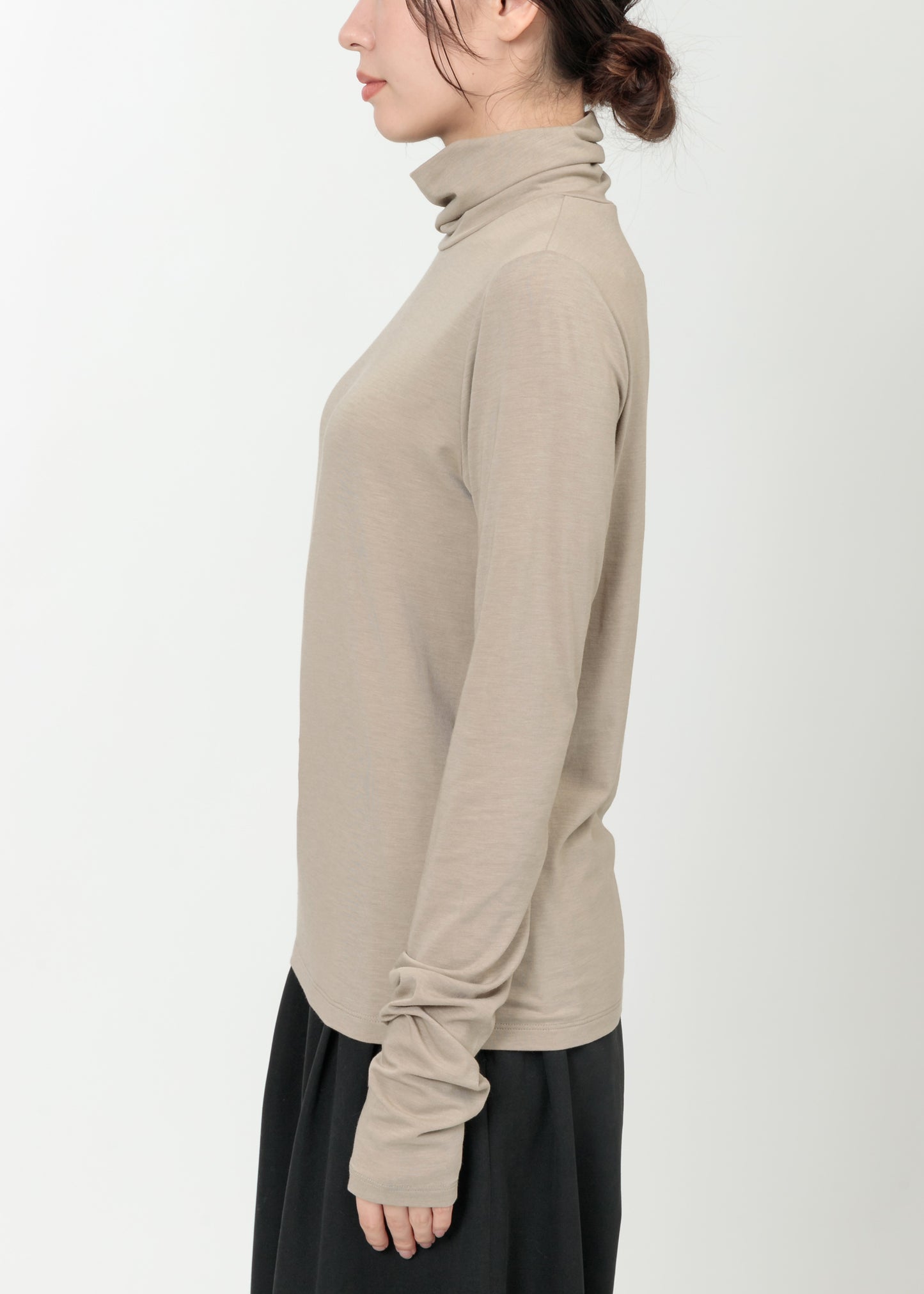 model：H164cm　size：M
