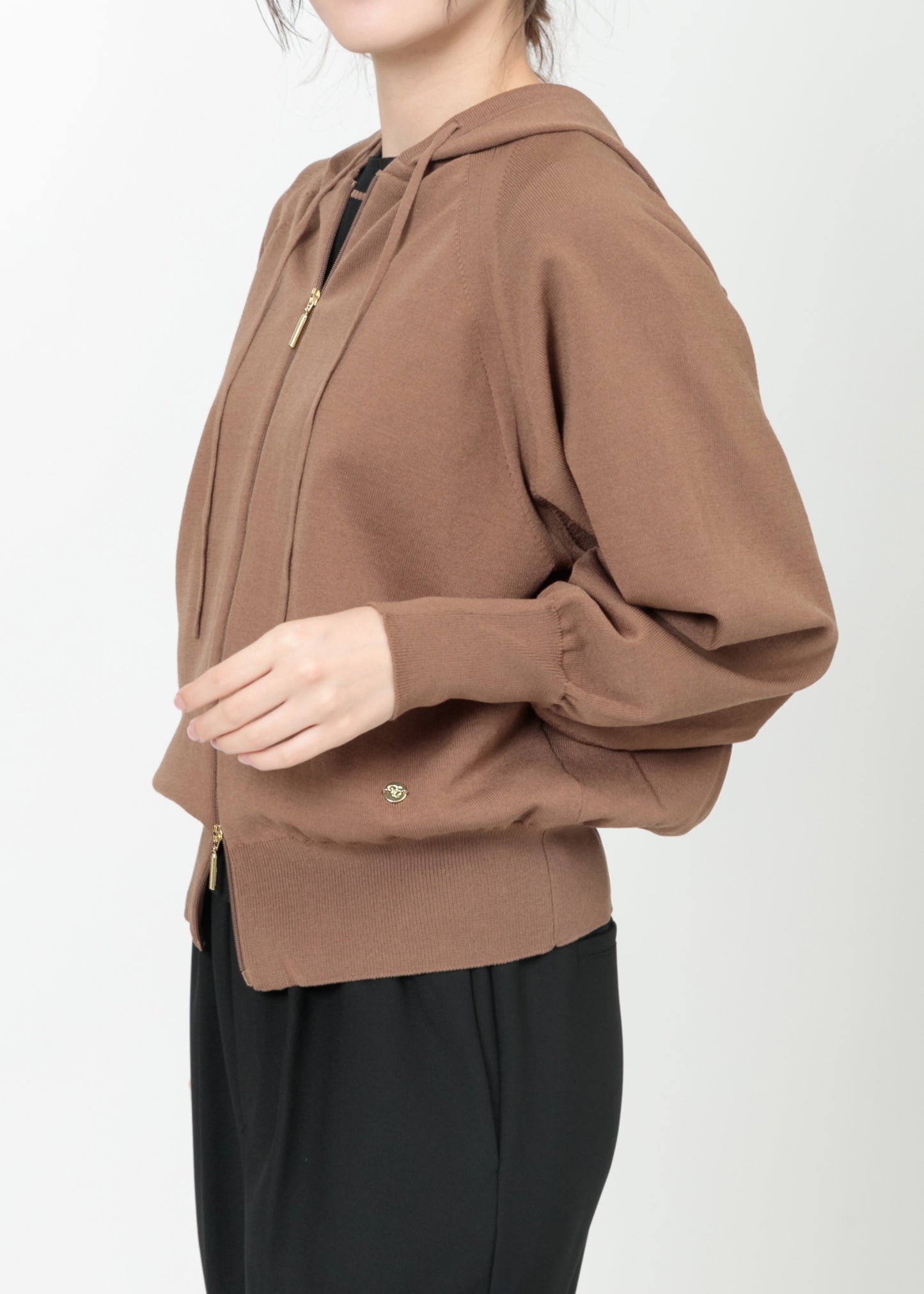 model：H164cm　size：M