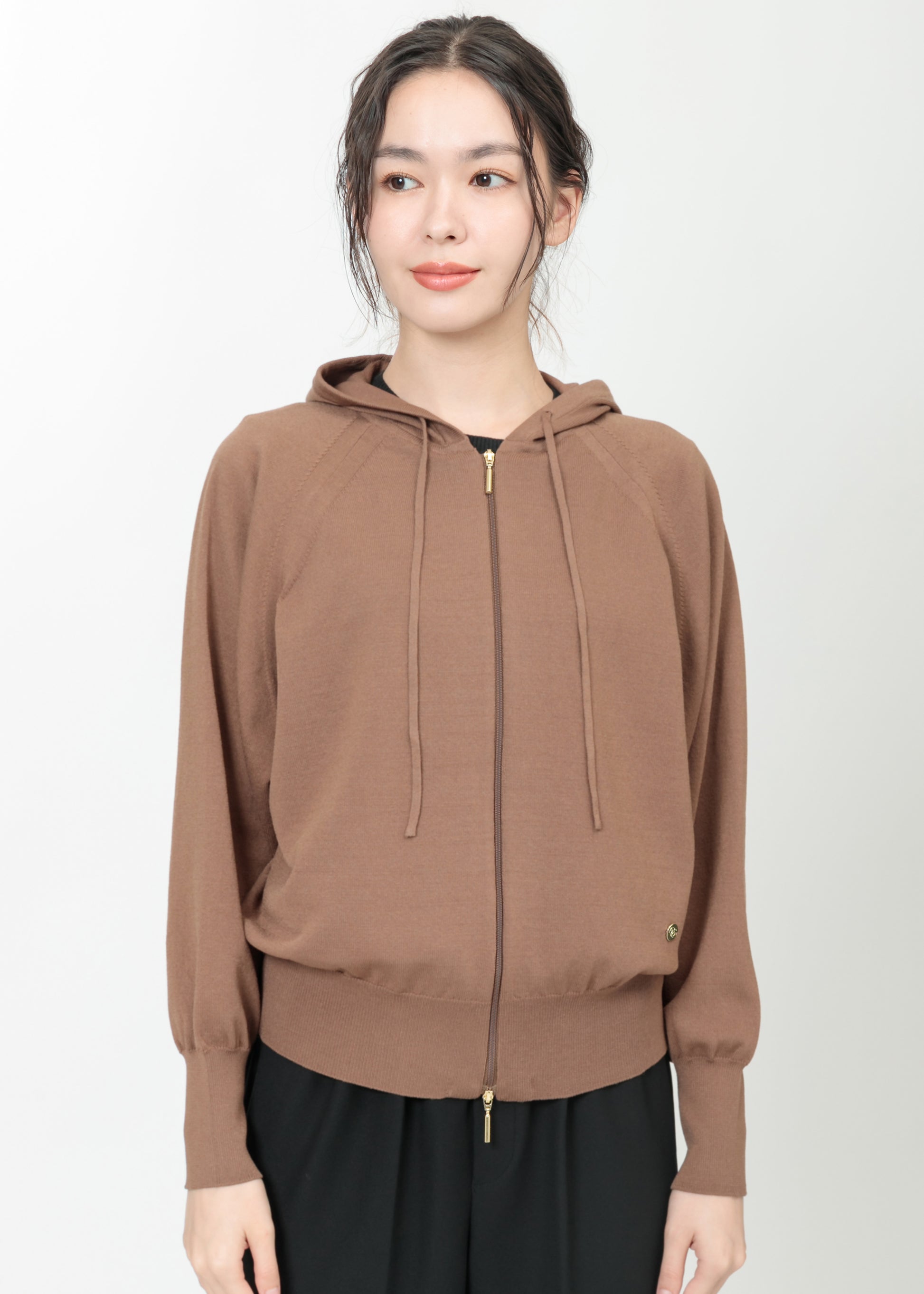 model：H164cm　size：M