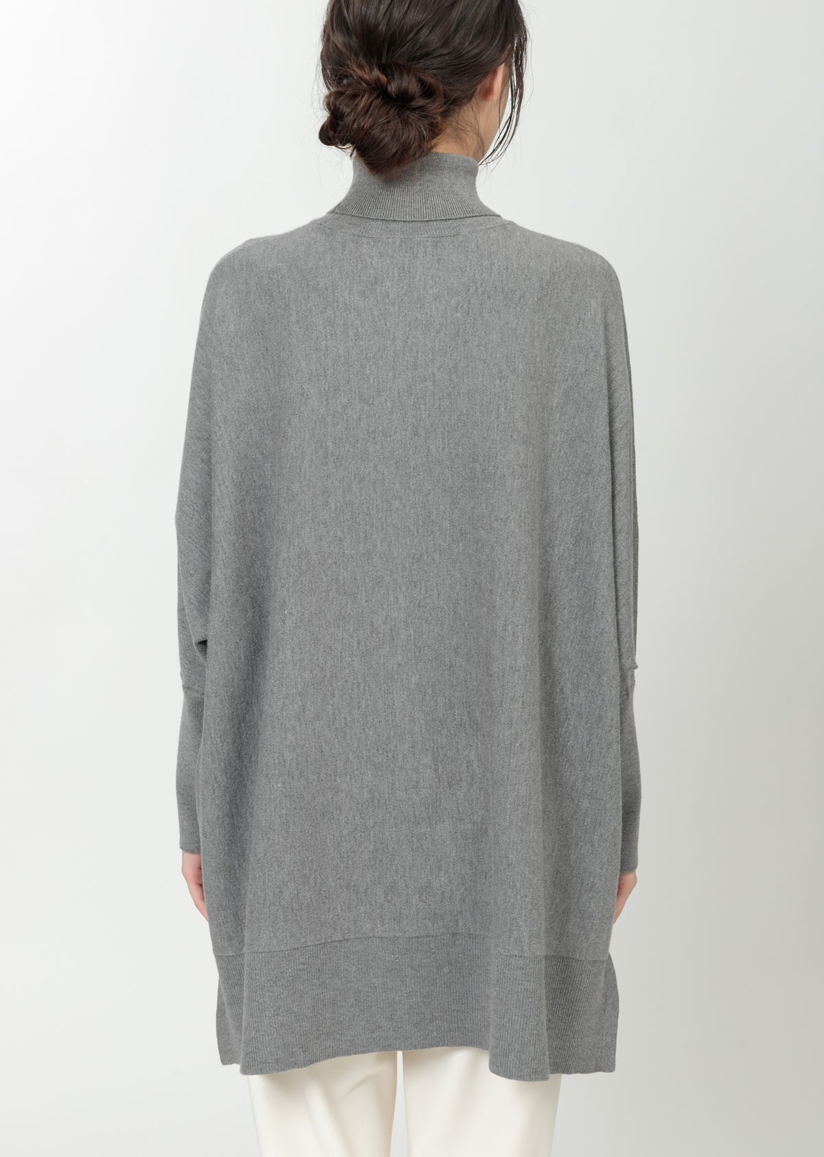 model：H164cm　size：M